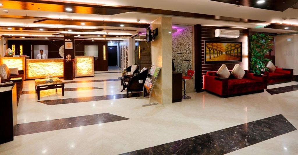 Airport La Sapphire Hotel & Restaurant New Delhi Bagian luar foto